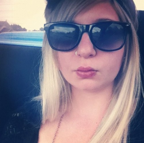 AngelahAlice_'s profile picture. Nursing student. Loudmouth. Fashion enthusiast. Lover of; my dog Dukes, my boyfriend, being amazed & sleeping in. Follow me on Instagram: angelahalice