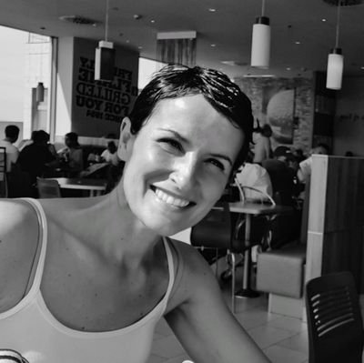 RaneaSandra's profile picture. Grados en Gestión de Seguridad y Emergencias UPV/EHU y Prevención y Seguridad Integral UAB-EPSI. Directora de Seguridad. Técnico en Planes de Autoprotección.