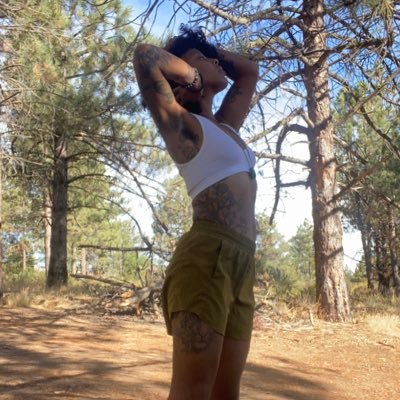 dancyntaylor's profile picture. She/They | Boulderer and cyclist | artist| healer| 💫