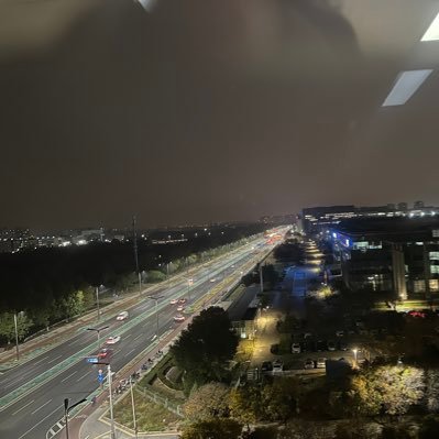 lijiezhang10's profile picture. W0oops