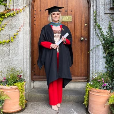 she/her •👩‍🔬🧪 ⚗️🌡️🇮🇪 • Organic Chemistry Researcher and PhD Student at UCC • Irish Research Council Awardee • @ucc @uccchemistry @irishresearch @orgdisc •