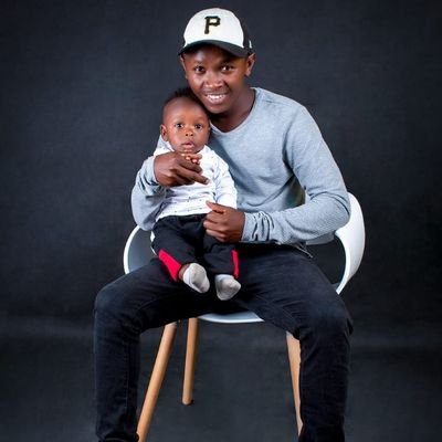 dessmond11's profile picture. 