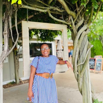 Believer|city greening strategist|#BlackinSTEM| passion for urban ecology, community science, climate justice| Michigander|🏃🏾♀(er)| Wife|Triscuit’s mom 🐶