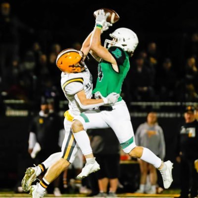 Providence Catholic HS | WR/TE | 6’2 205 lbs | C/O ‘24 4.4 GPA | #14 | Phone: (815)-529-4306 | Bench - 260 LBS | Squat - 405 LBS