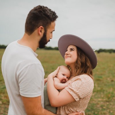 CharysGaldamez's profile picture. 