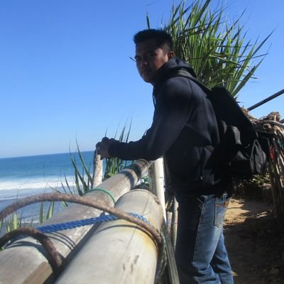 dull120418's profile picture. 