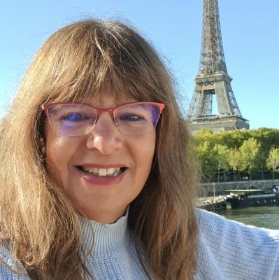 #Argentine en #France. Porteña. #AerolineasArgentinas ex-aeronáutica. BocaJuniors. Viajes. Gastronomía. Política argentina y francesa. Peronista desde 2004