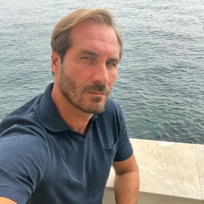 Philipp25325906's profile picture. 