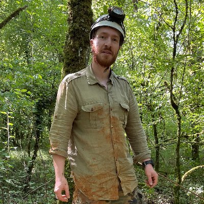 PhD in paleontology 🇫🇷
French guy working on fossil frogs (what else ?) and other herp critters 🐸🦎🐍
(he/him)