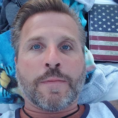 evilone6's profile picture. left the crazy Democratic party as soon as I voted for Trump! in 2016.