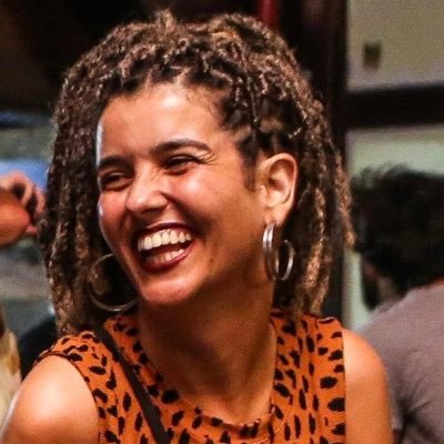 mulher masa nascida no interior do brazil-catarina passanu reiva no ridijanero (não maisq no sul)| colorada | omõrisá | profe na universidade colonial do brasil