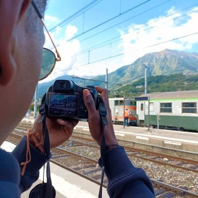 J. 23.03.21 💍♍ Photographe (amateur), vendeur de sourire et Conducteur-Moniteur de Tram-Train sur le T13 🛤