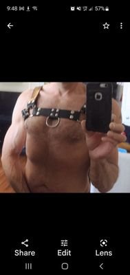 muscle power bottom daddy.  Uninhibited freak. kinky fucker. FF. WS. nasty