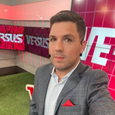 Periodista Deportivo / Relator de 📻@universo970py y @SomosGEN | #VersusRadio de 12 a 14 por @SomosGEN 📺 y 970 AM| #VersusArena por GEN | IG @andresrolon86