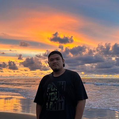Semoga Muhamad Thasrie dan keluarga masuk syurga. Aamiin ❤