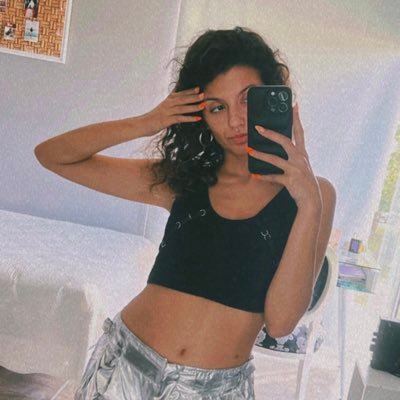 OrianaVaia's profile picture. 🌴🍿💃🏽💘