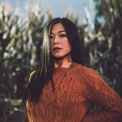 ↠ a visual adventure journal ✿ creating behind & in front of the camera ✧ capturing a feeling, inspiring self-love | reach me at https://t.co/XY2THUIrlw.eva@gmail.com | links ⩢