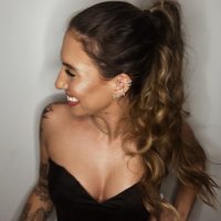 paula (@paulinhariox) 's Twitter Profile