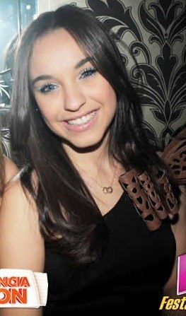 samaraasalman's profile picture. Prefiro pecar do que viver minha vida em vão .     Ahh , e não se apega não !