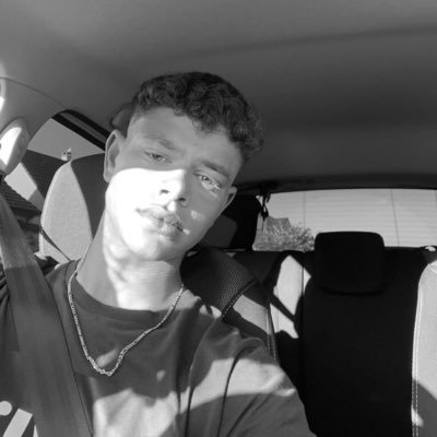 LebbeLaurentz's profile picture. 20 , 🖤