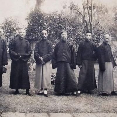 FcB9UwgPq0NTcA1's profile picture. 武術(特に意拳)・気功・整体・ステップダンスに興味がある。