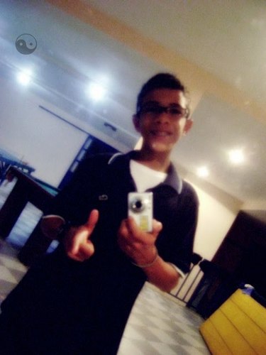 Um menino vivendo intensamente nesse louco muundão (H'
