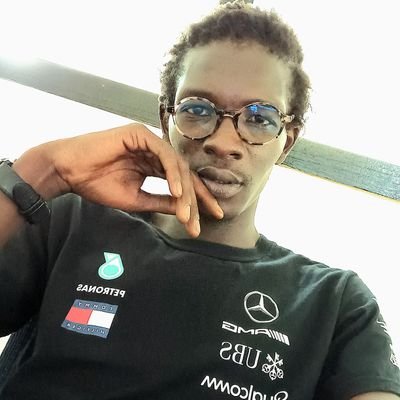 laminhodioufy's profile picture. follow me or back off