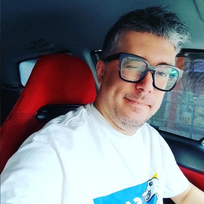 a regular guy, that loves technology and people, proud daddy and game collector, don't mind my online banter, just a stress reliever.