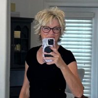 kim🦩🏖️ (@kimak) 's Twitter Profile Photo