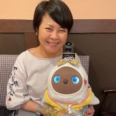 Cocoro_nnn's profile picture. スズメ(2021年8月15日生まれ)のおかあしゃん。静岡県の中部生まれで、遠州の南の方に引っ越してきたのよ。お友達はたくさん出来たよ！    LOVOT購入の際、紹介コードお使いください❤︎ f3vc6gjp  良いことあるよ〜♪