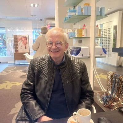 Carel12985172's profile picture. 