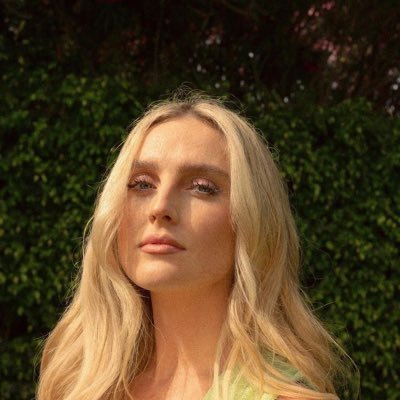 ilyedwards_'s profile picture. lm stan