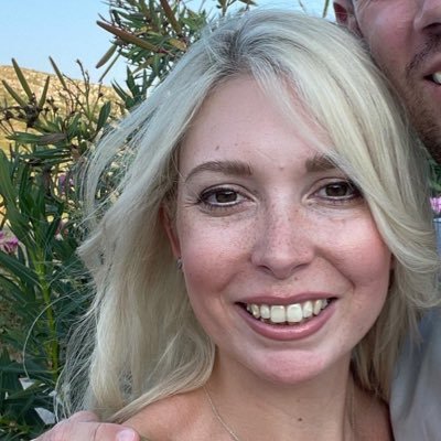 EYFS teacher. Interests: SLCN, SEND, collaboration between SALT and education. Ba Hons, PGCE, MSc in Language & Communication Impairment in Children.