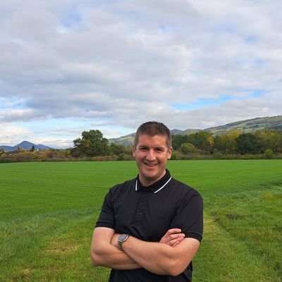Facility Investment Manager at the @CymruFdn 🏴󠁧󠁢󠁷󠁬󠁳󠁿⚽️ https://t.co/K1BxVfxzVZ (He/Him/His) Views are my own