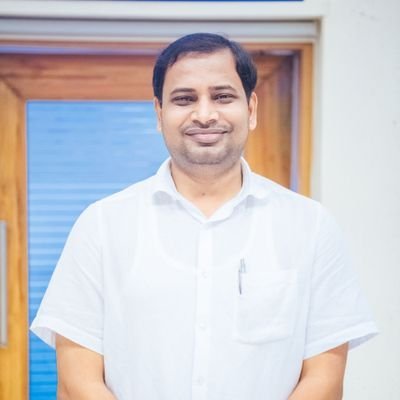 Member of Legislative Assembly, Kakatpur Constituency.
A connoisseur of food, art, culture and literature;
A greenhorn in politics #IIT alum