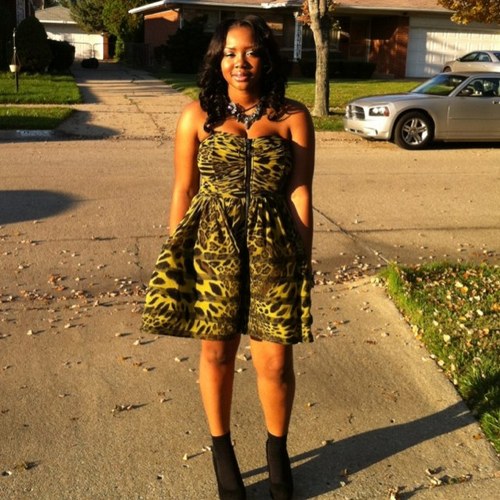 __True's profile picture. Baby im Real&& Single 3