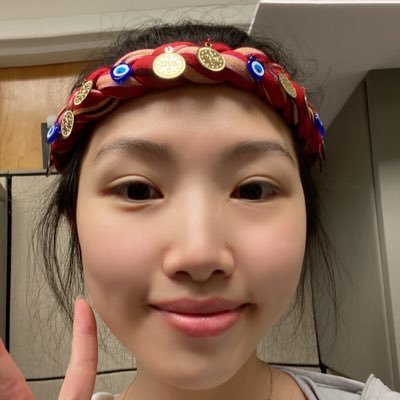 AngieV2022's profile picture. 