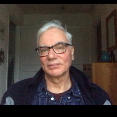 Tidigare politisk redaktör för LO-Tidningen/Arbetet. Journalist och författare. I Forskningsrådet för Arbetarrörelsens arkiv och Bibliotek.