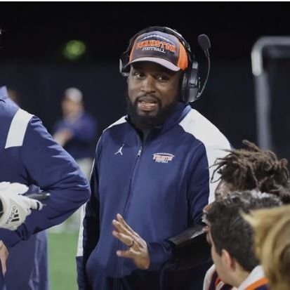 Husband, Father, ETHS Varsity assistant coach and director of Football Operations.  Owner/Operator of Supreme Football Performance