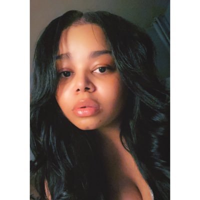 “Count your blessings, not problems.” – Drake (🇵🇷•🇬🇾)