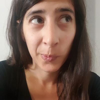 carlaprino_'s profile picture. Jurista, mas sem que isto seja um traço de personalidade