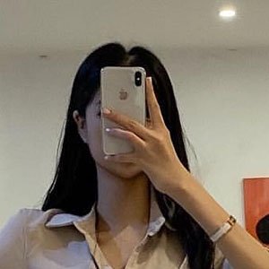 aiko127i's profile picture. 🌷毎日暇すぎて裏垢してる🙋‍♀️ 内緒で会える方と出会いたいな♨️ えっちな関係もオッケー🤗 オフ〇コと見せ合いも興味あるから遊びにかもーんだよ😉 フォローもらえると嬉しいでーす💗