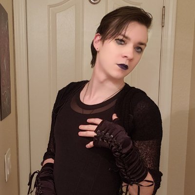They/them, 18+ account. You've been warned!

I'm a sexy person making sexy games while trying to figure this whole gender-identity thing out.