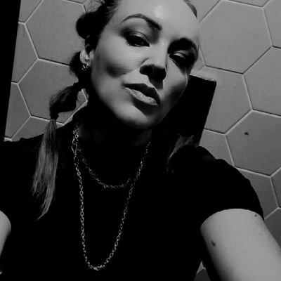 🪩 DJ • Freelance Graphic & Web Designer
🎙️ The Ultimate Playlist on PlayFMDublin • Tuesday 6-7pm