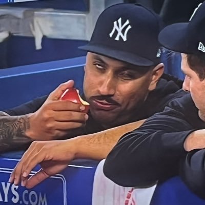 I am the Apple eaten by the best pitcher in Major League Baseball 😎 *not affiliated with Nestor Cortes or the NY Yankees* *Parody and fan account* *Not an 🍎*