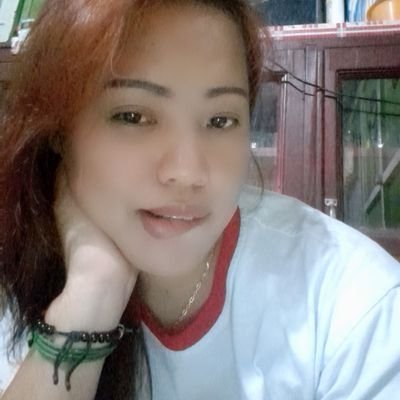 LongdongYuli's profile picture. 