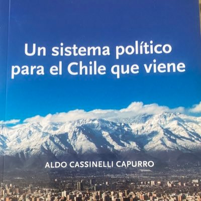 Cientista Politico, autor del libro “Un sistema político para el Chile que viene”