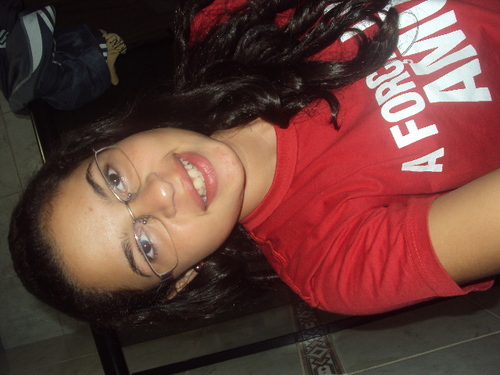 Rubronegra,HP forever, viciada em coca cola,chocloate etc...
que saber mais foloow aew