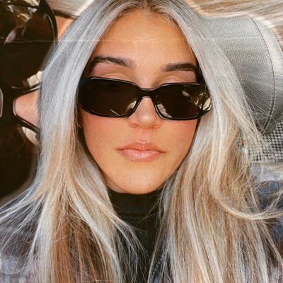 thekaylabernal's profile picture. positive vibes only