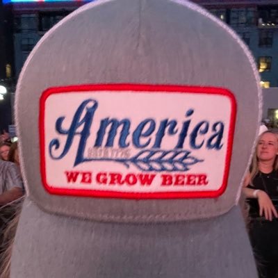 hmomo21's profile picture. 